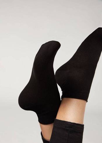 Women's Calzedonia Cuffless in Cotton Short Socks Black | IE2389GL