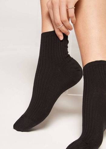 Women's Calzedonia Ribbed Short Socks Black | IE2480WY